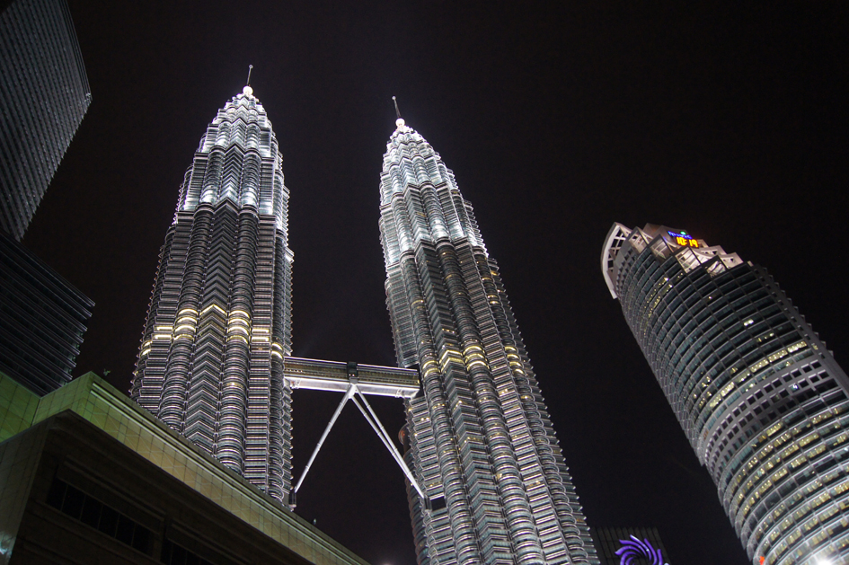 Hema_Petronas_towers_kuala_lumpur_1