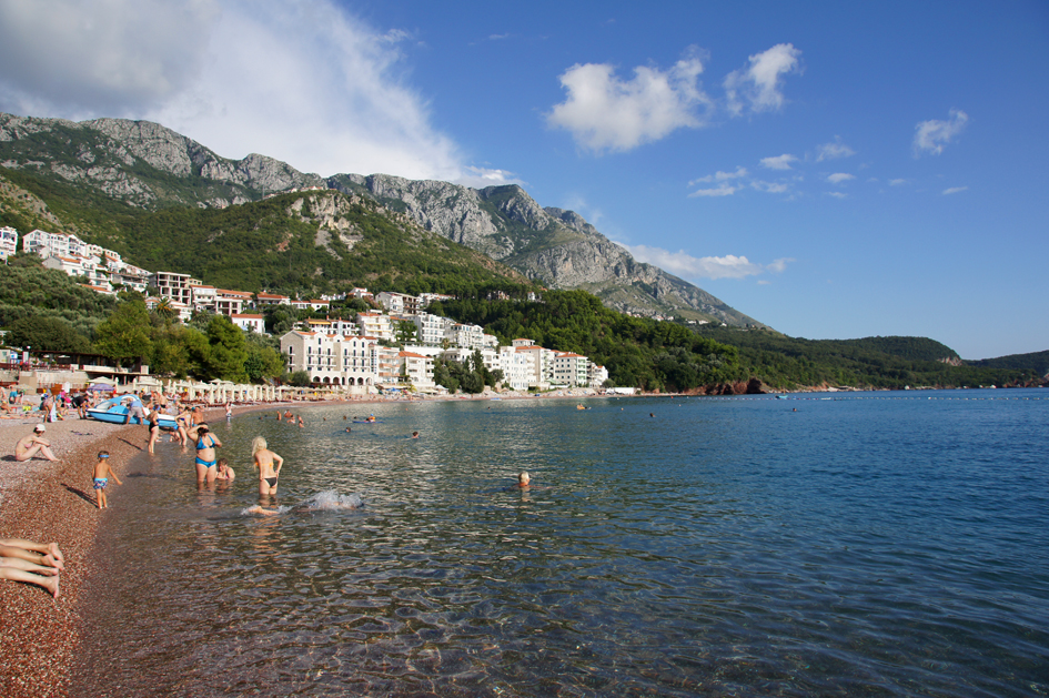 Hema_Montenegro_Sveti_Stefan_beach_Adriatic_Coast_Blog_Voyage_Travel16