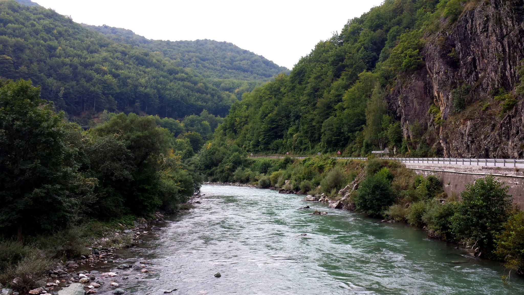 Hemaposesesvalises_montenegro_tyrolienne_zipline_tara_voyage_travel_blog3