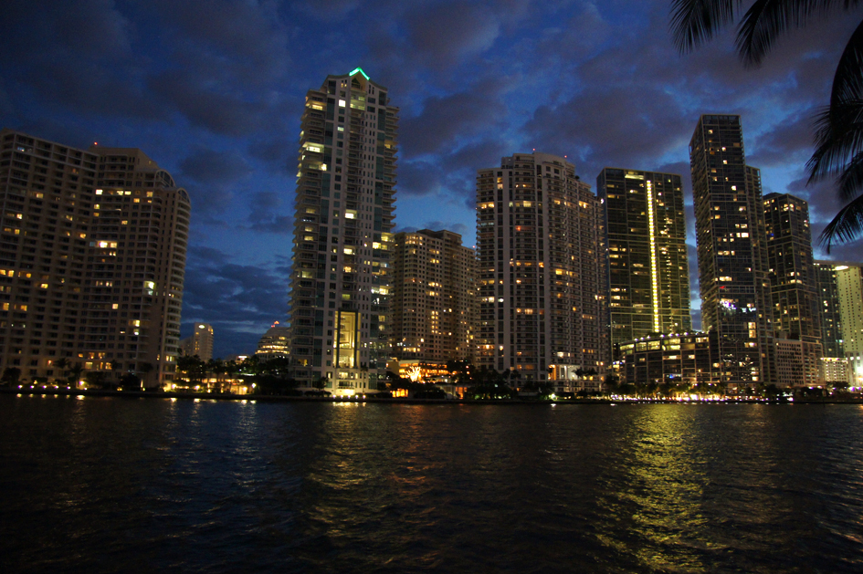 hema_florida_miami_downtown_marina_bay