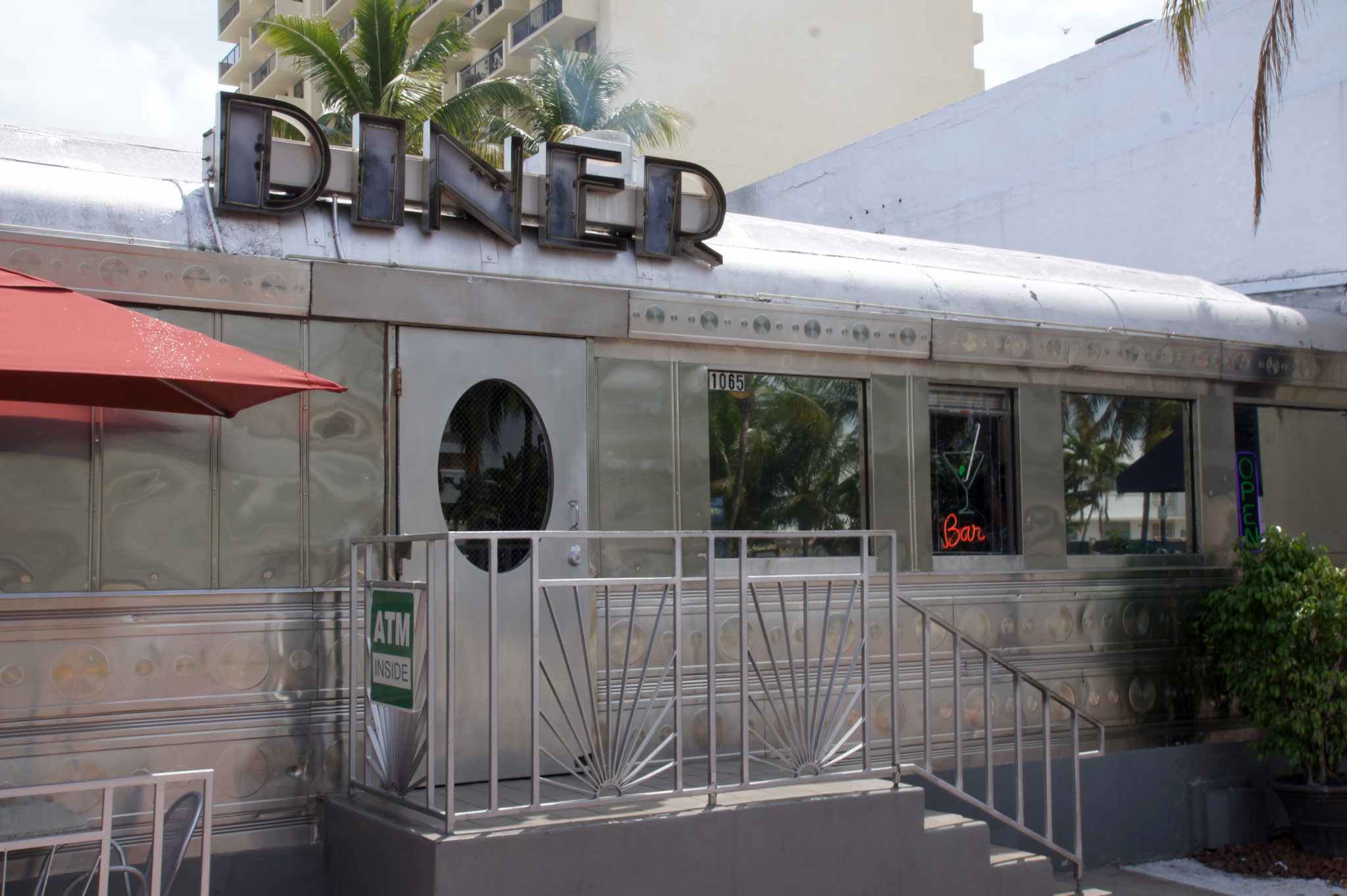 Hema_Miami_11th_street_diner1