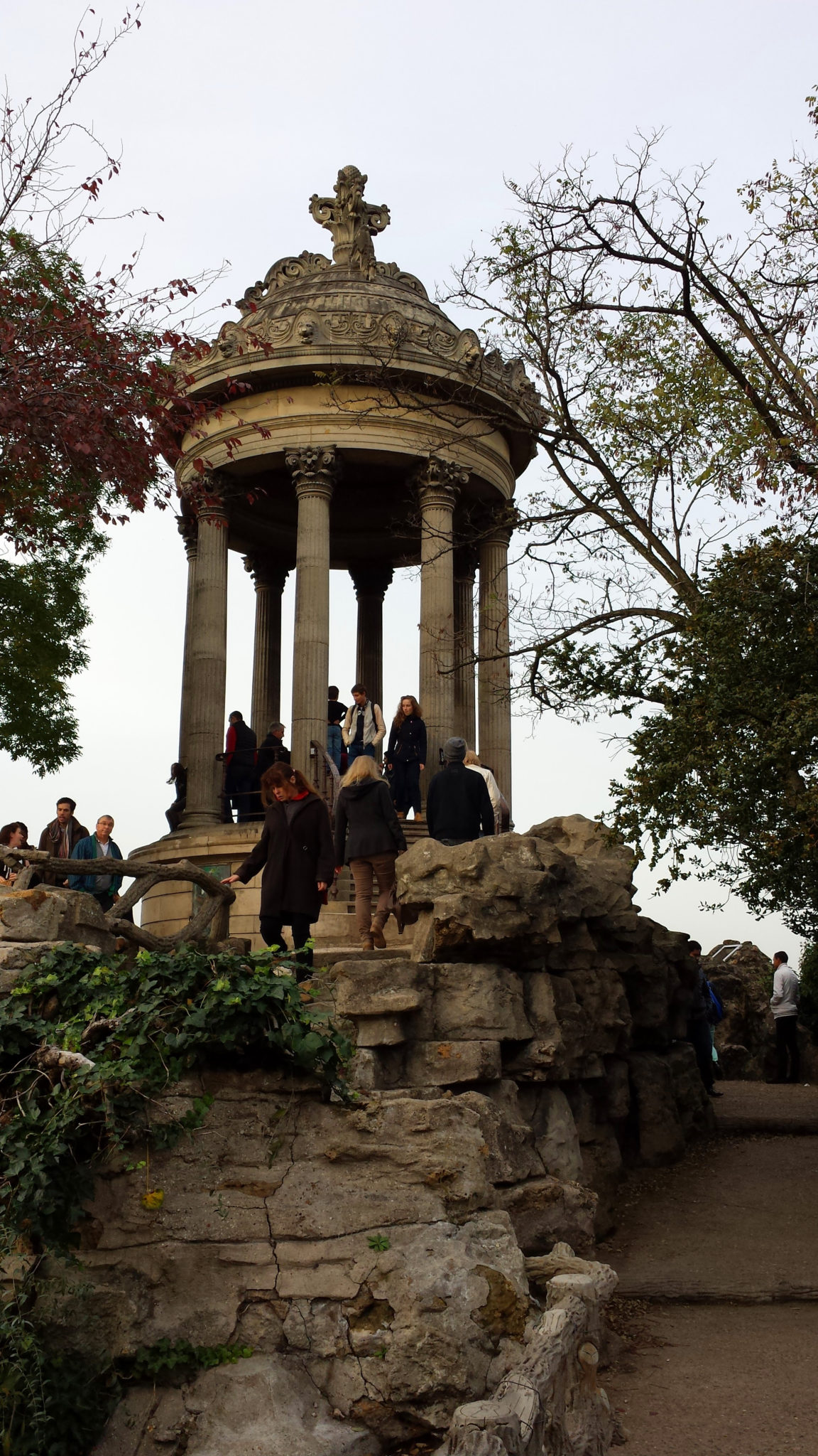 Hema_Paris_Buttes_de_chaumont2