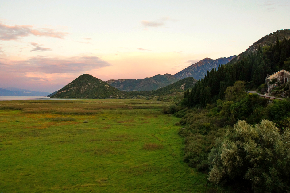 Hema_Montenegro_Virpazar_Boat_Lake_Skadar_Blog_hills_Travel3