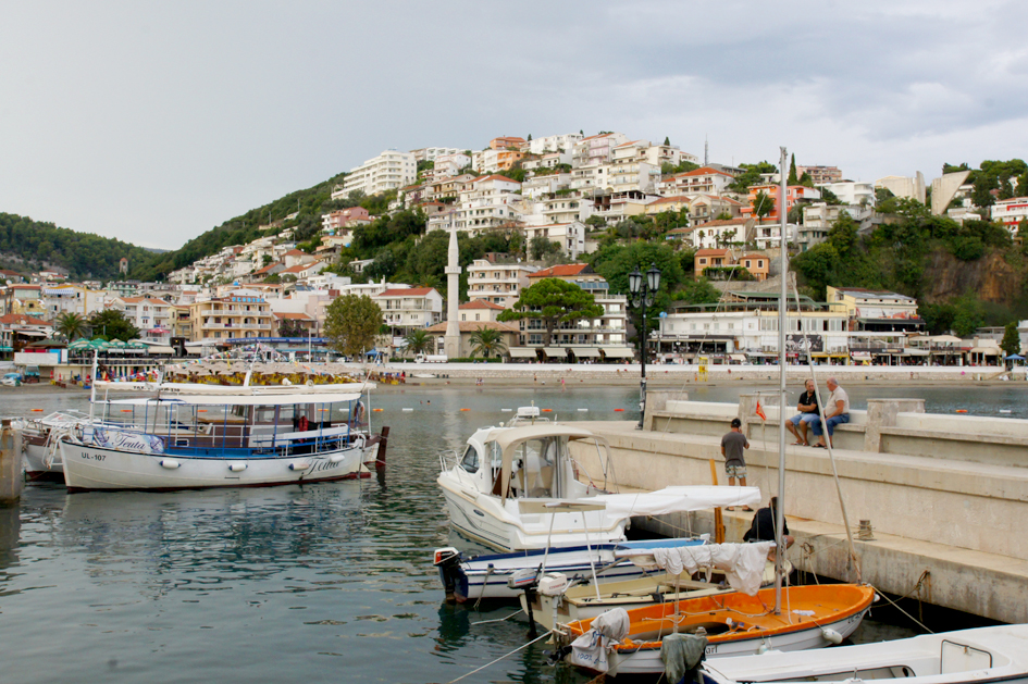 Hema_Montenegro_la_cote_adriatique_ulcinj_blog_voyage_travel_view_baie_marina_port