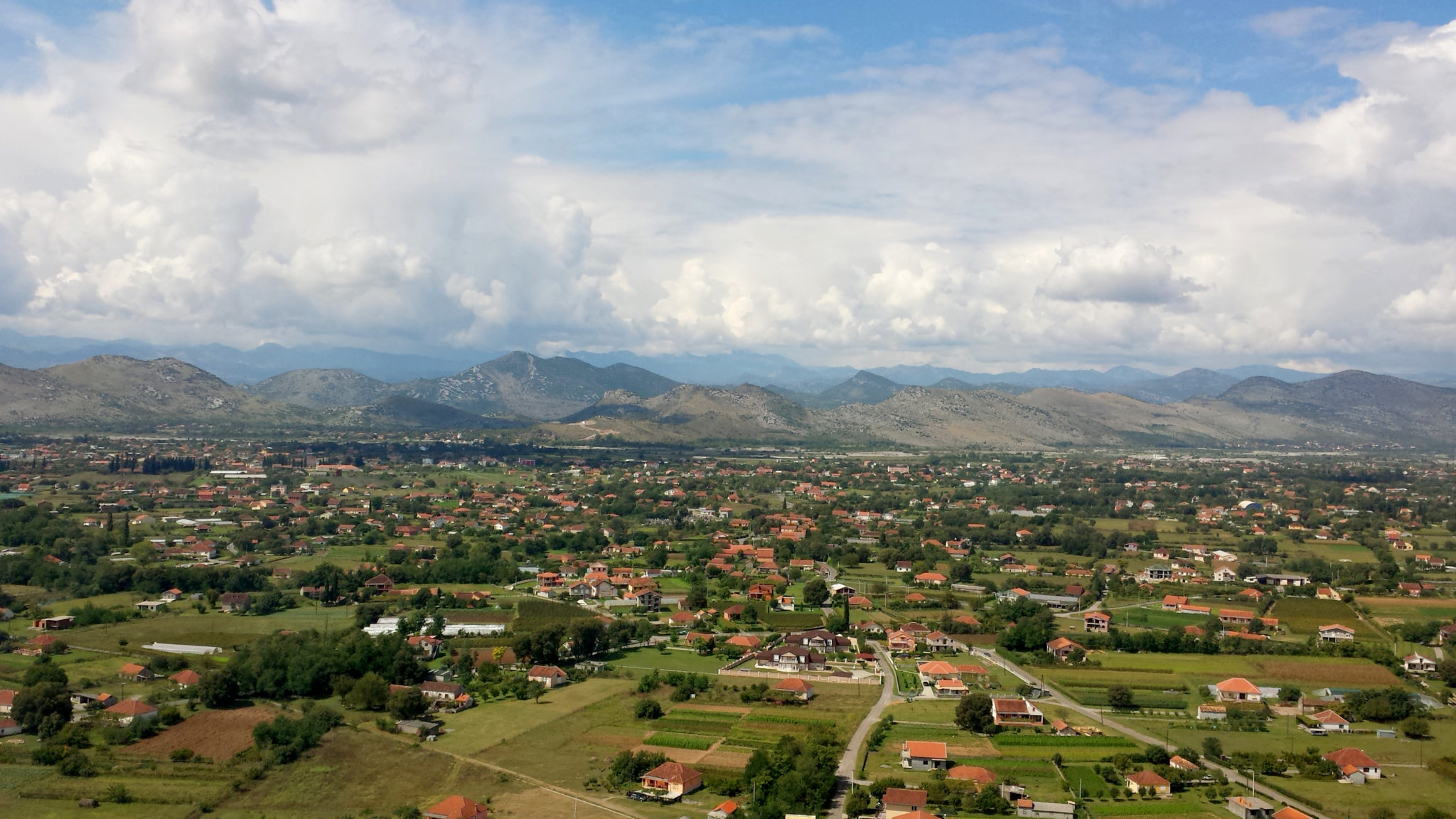 Hema_Montenegro_vue_ciel_sky_view_podgorica_surroundings