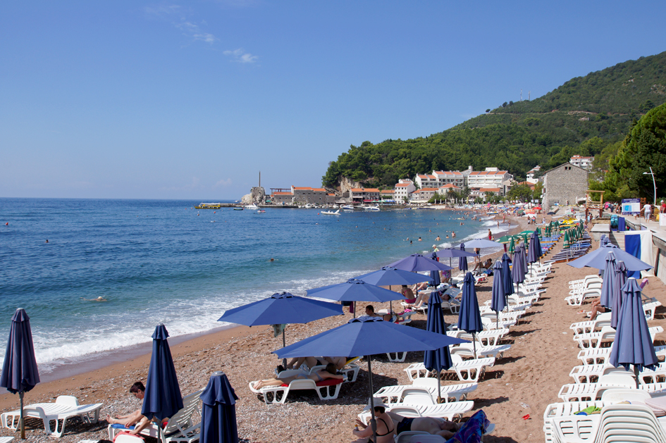 Hema_Montenegro_Adriatic_Coast_Petrovac_Beach_plage_blog_voyage_travel_