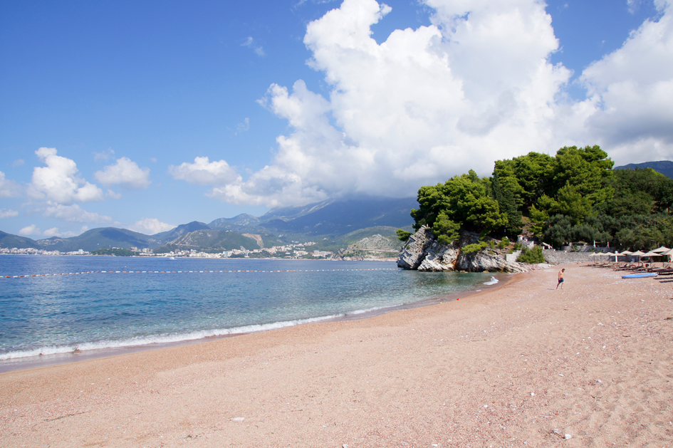 Hema_Montenegro_Sveti_Stefan_privat_beach_Adriatic_Coast_Blog_Voyage_Travel9
