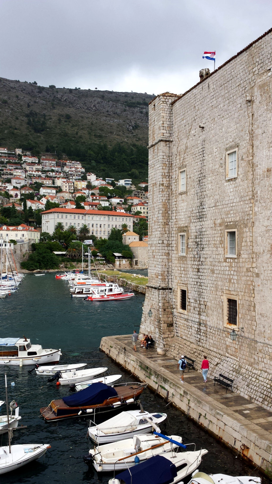 Hema_blog_mode_voyage_croatie_une_journee_a_dubrovnik_autour_port_16