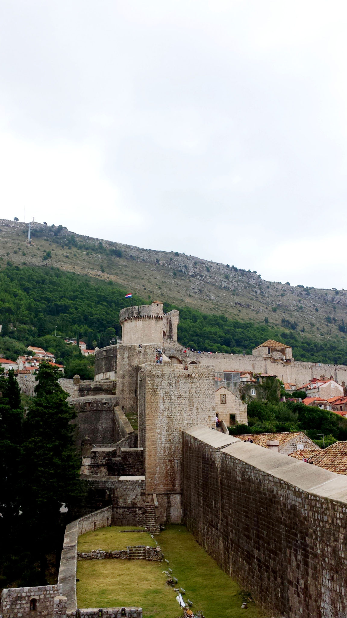 Hema_blog_mode_voyage_croatie_une_journee_a_dubrovnik_rempart_6