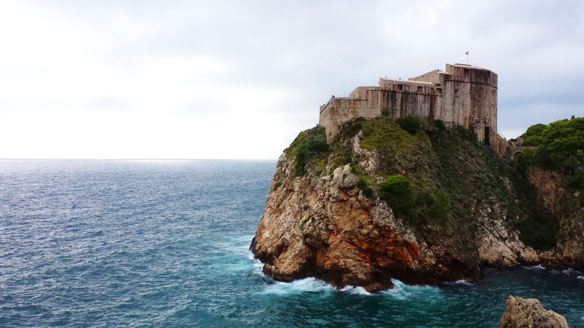 Hema_blog_mode_voyage_croatie_une_journee_a_dubrovnik_vue_des_remparts10