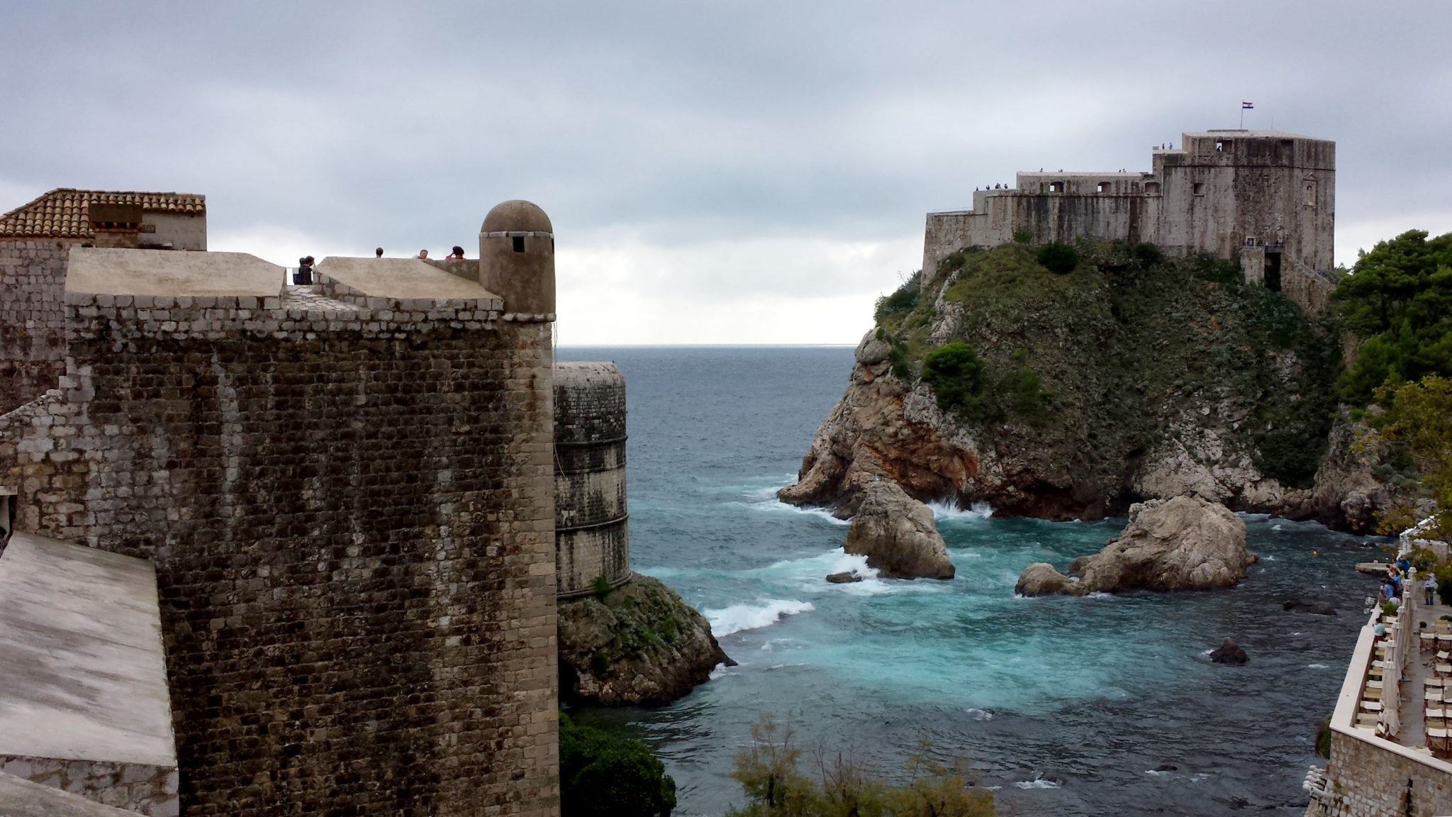 Hema_blog_mode_voyage_croatie_une_journee_a_dubrovnik_vue_des_remparts7