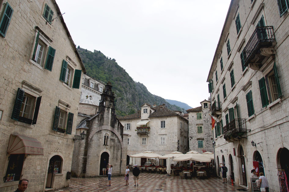 hema_montenegro_kotor_old_city_place 