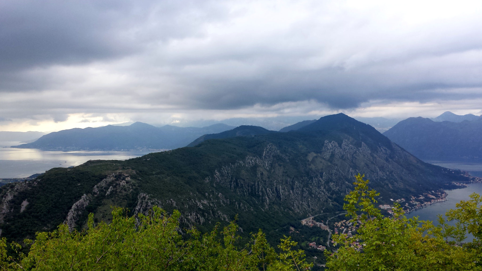 Hema_Le_parc_Lovcen_blog_voyage_travel_kotor_serpentine3