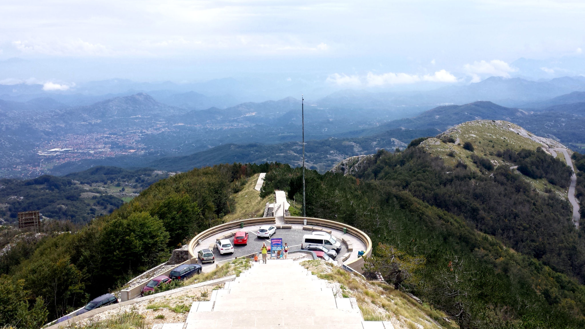 Hema_Le_parc_Lovcen_blog_voyage_travel_mausolee_nejegos18