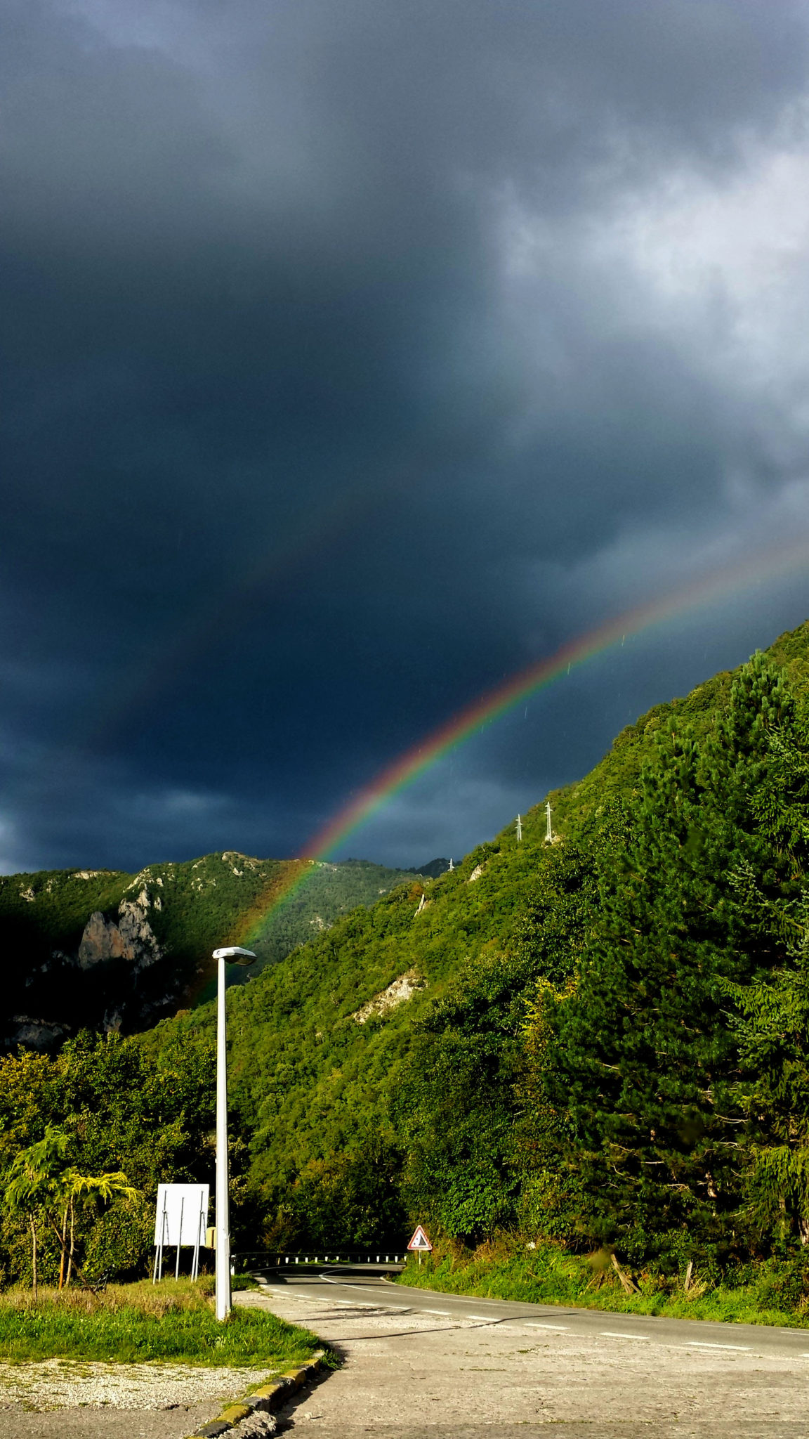Hemaposesesvalises_montenegro_double_rainbow_travel_voyage_blog4