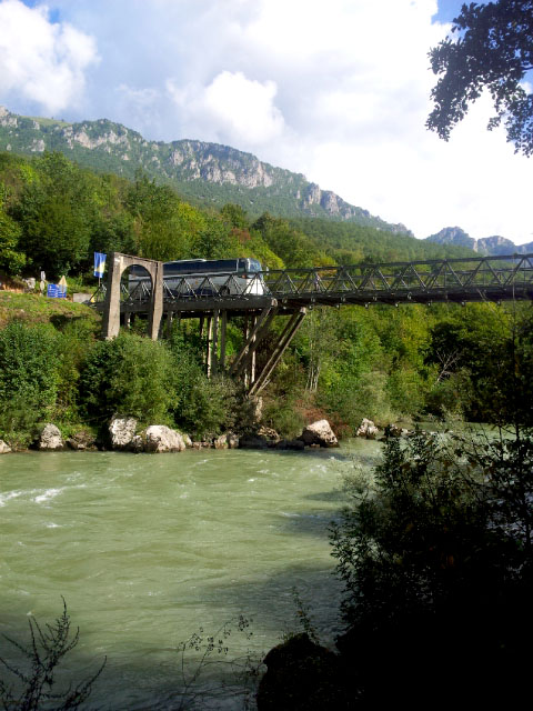 Hemaposesesvalises_montenegro_rafting_canyon_de_la_piva_tara_scepan_polje_travel_voyage_blog10