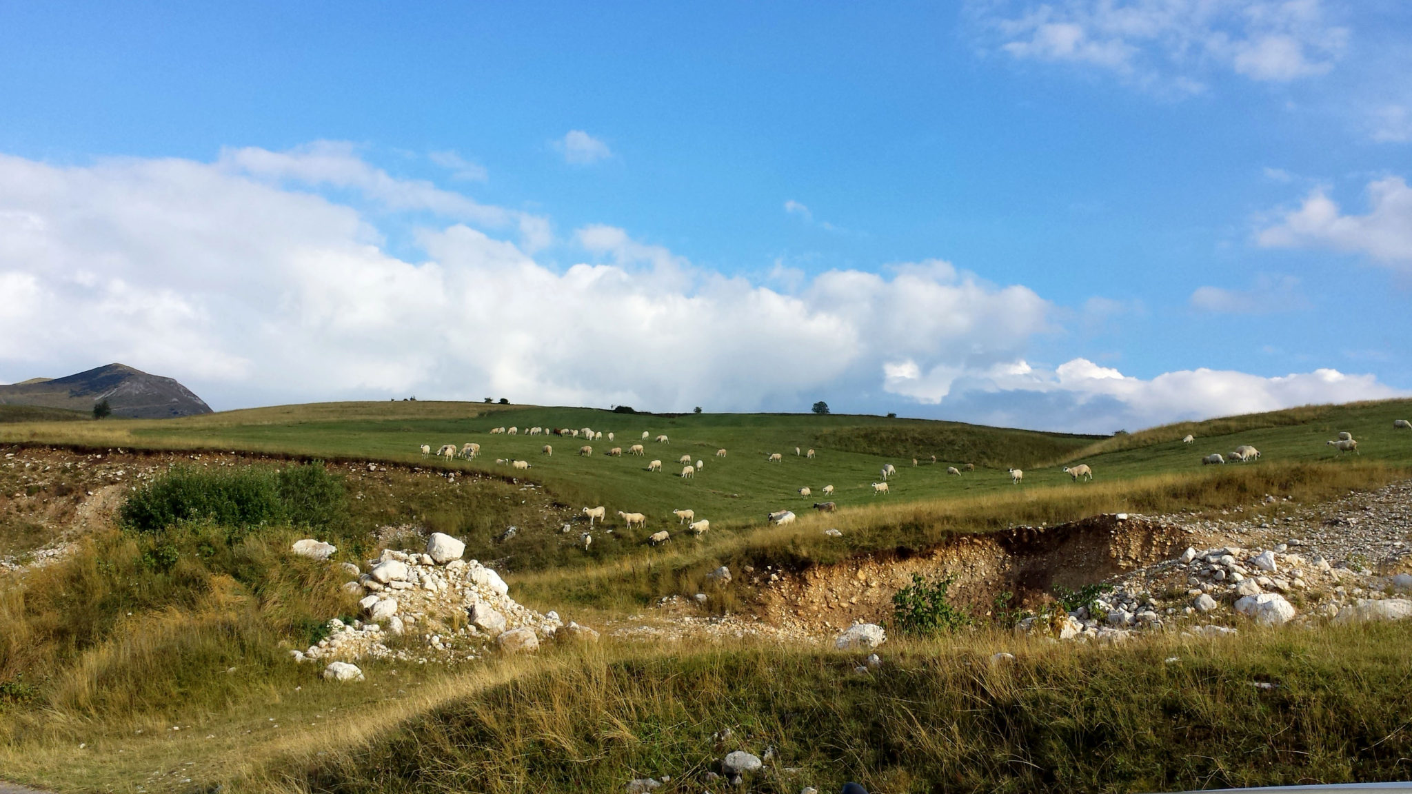 Hemaposesesvalises_vers_le_parc_de_durmitor_trsa_travel_voyage_blog5