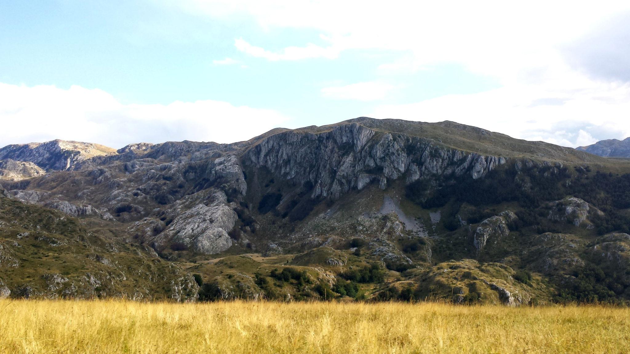 Hemaposesesvalises_vers_le_parc_de_durmitor_trsa_travel_voyage_blog7