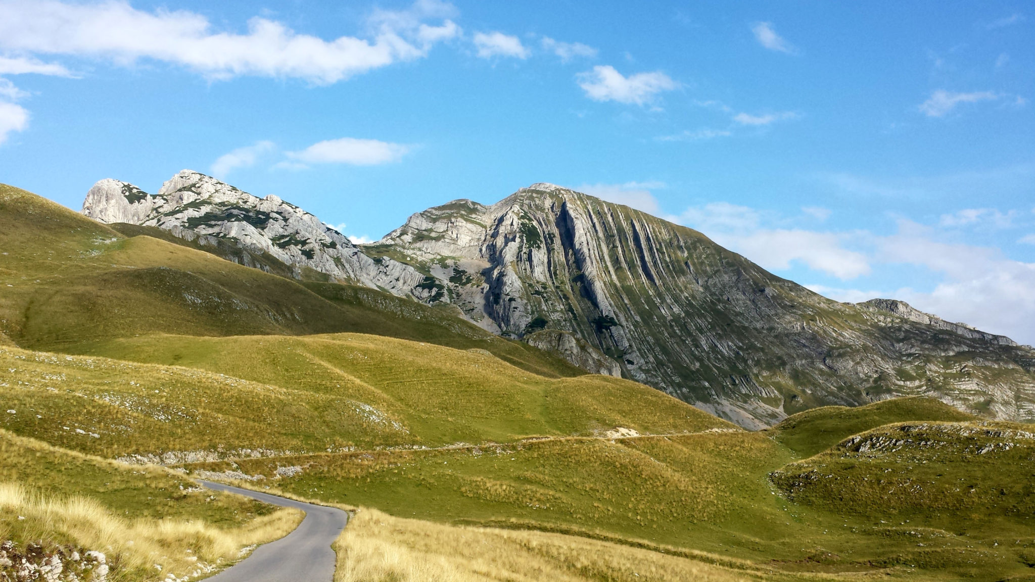 Hemaposesesvalises_vers_le_parc_de_durmitor_trsa_travel_voyage_blog8