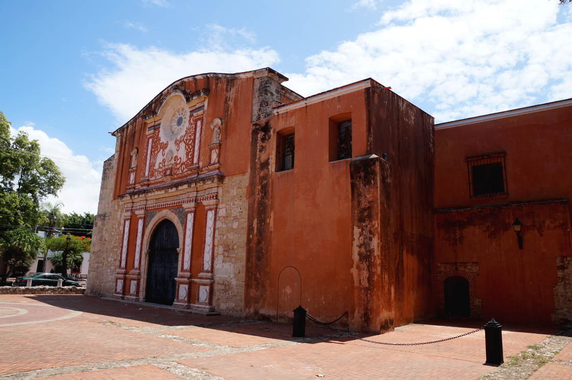 Hemaposesesvalises_republique_dominicaine_santo_domingo_capilla_tercera_orden_dominica_travel_voyage_blog9