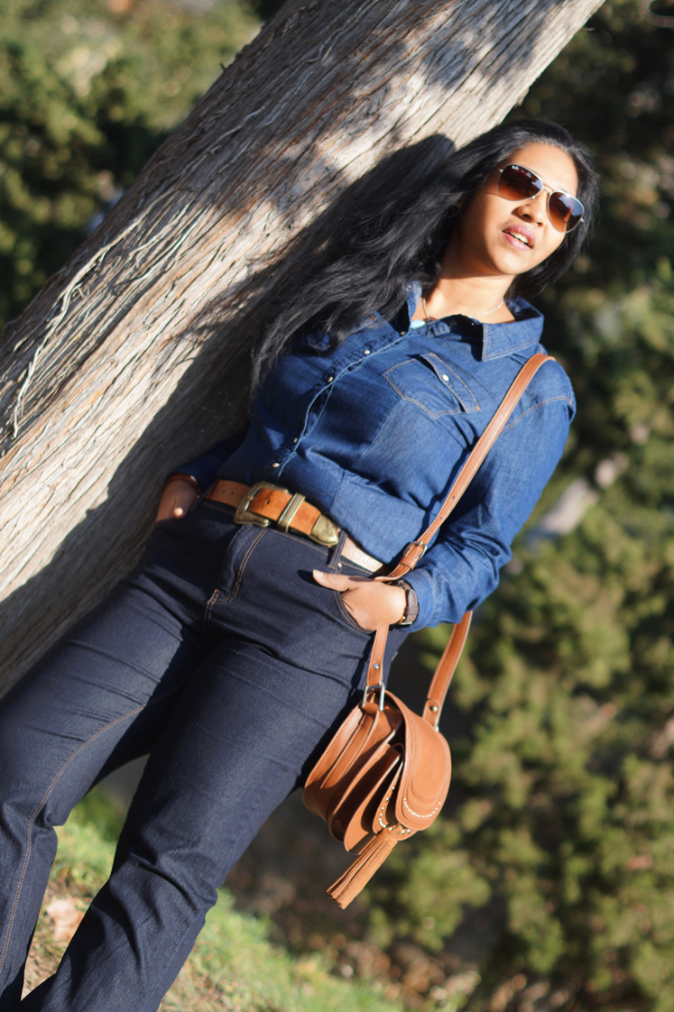 Hema_pose_ses_valises_look_fashion_denim_rayban_6