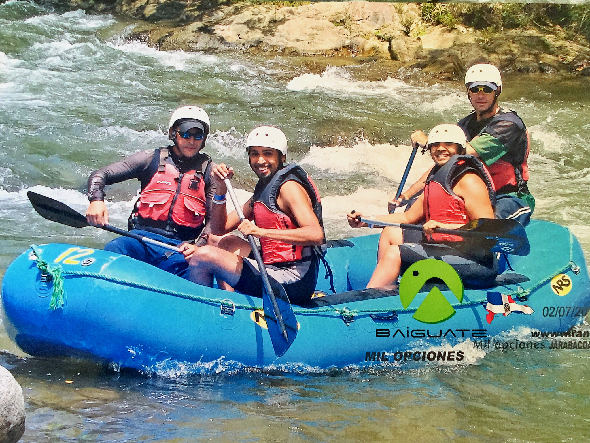 Republique_dominicaine_jarabacoa_rafting_yaque_norte_rancho_baiguate_hema_pose_ses_valises