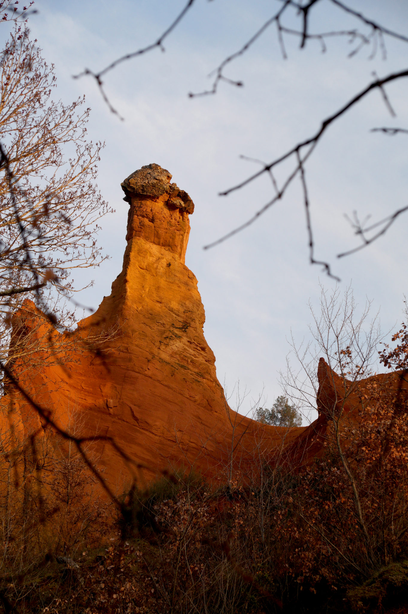 Rustrel_colorado_provencal_cheminee_de_fees