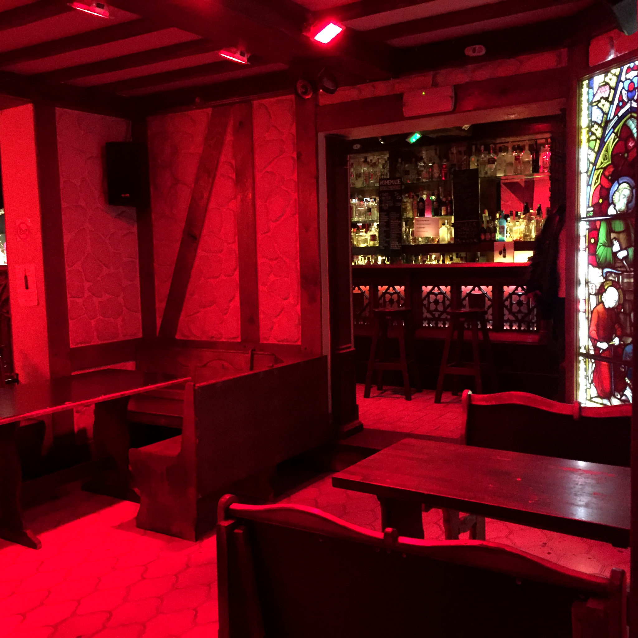 Hema_Bruxelles_bonnes_adresses_delirium_bar