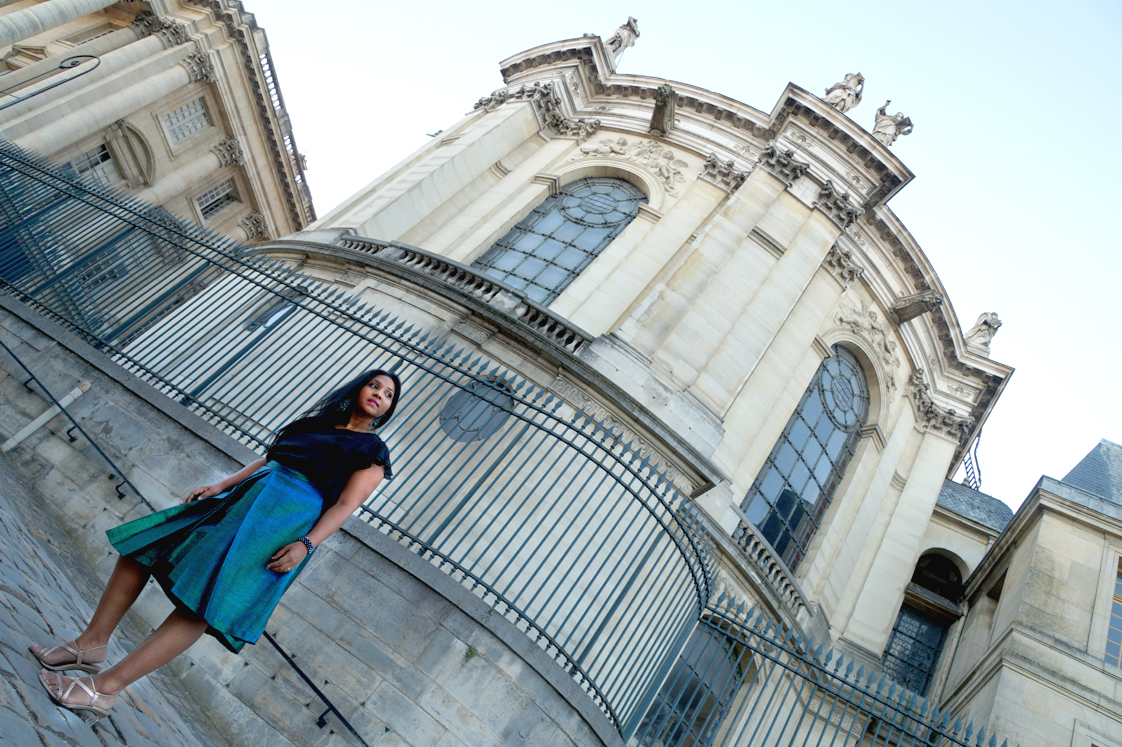 Hema_pose_ses_valises_versailles_look_blog_mode_sirene_mermaid_origami_jupe