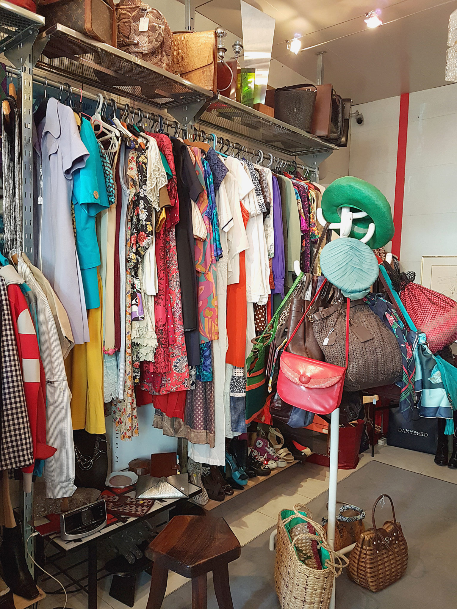 Hema_Balade_friperies_paris_Little_box_vintage_boutique_1