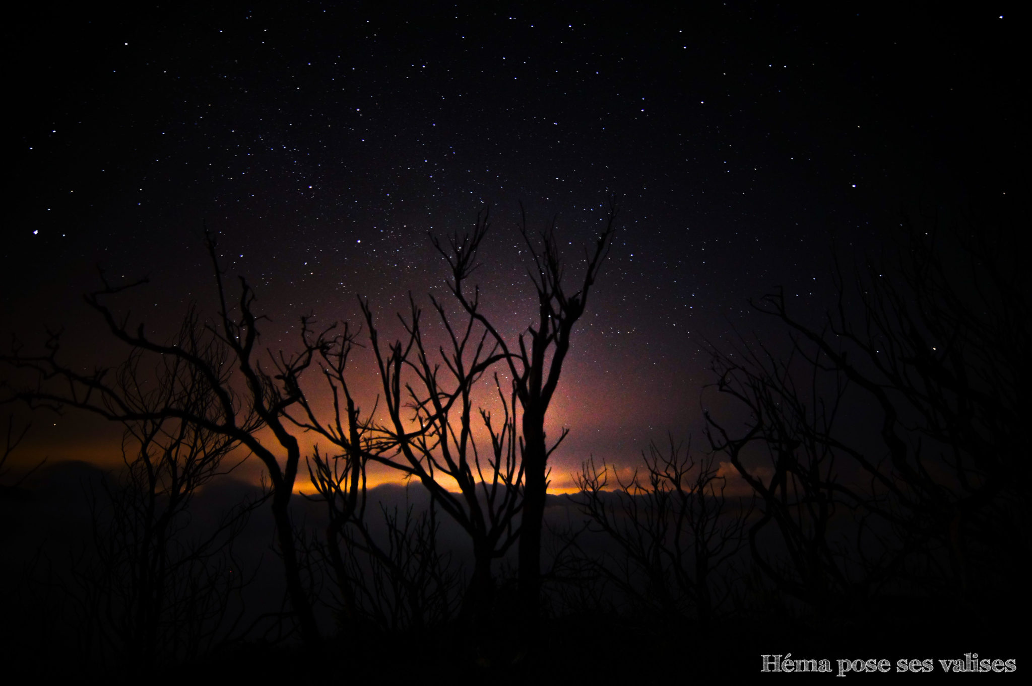 Nuit étoilée près du gite du volcan du Piton de la Fournaise à La Réunion