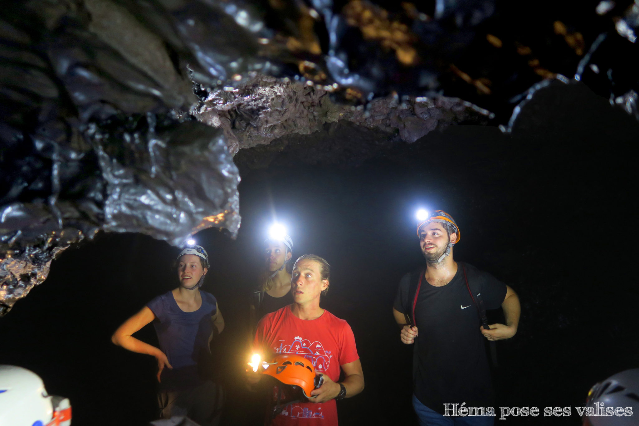 Découverte des tunnels de lave de La Réunion