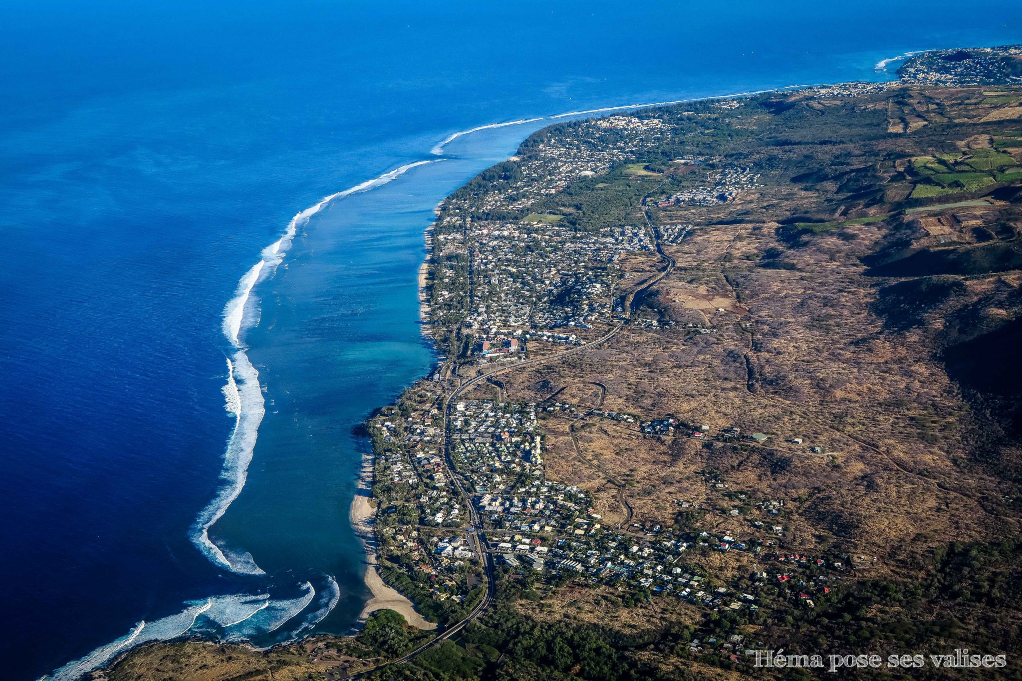 La route du littoral de La Réunion et son lagon